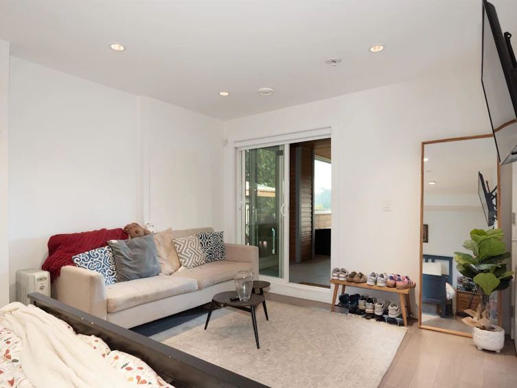2867 Panorama Drive, North Vancouver, BC, V7G 1V7 - 30