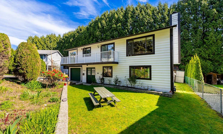 2932 Tatla Place