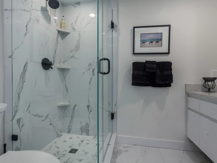 1201-140 E 14th Street, North Vancouver, BC, V7L 2N3 - 16
