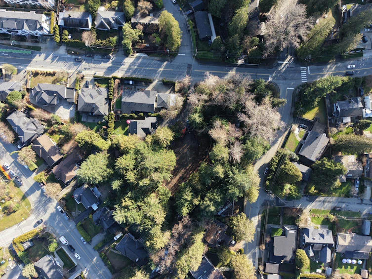 1160 Ridgewood Drive, North Vancouver, BC, V7R 1J3 - 3