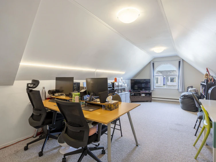 8366 Dayton Court, Richmond, BC, V6Y 3H6 - 14