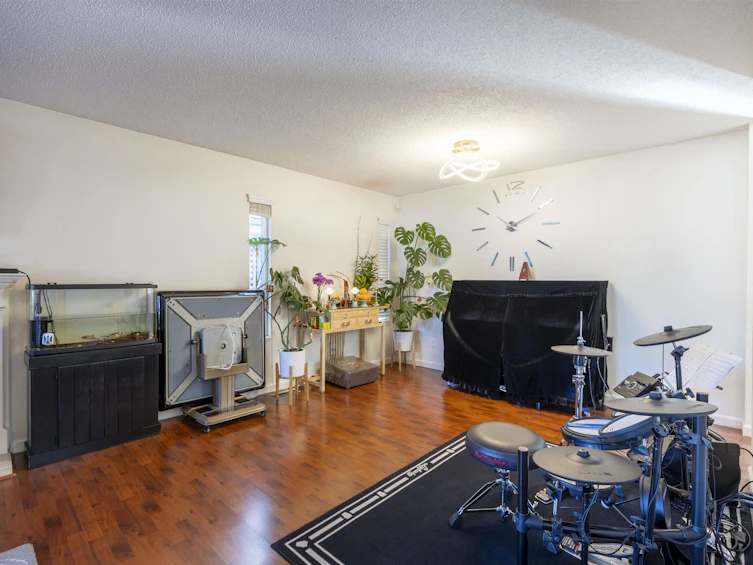 8366 Dayton Court, Richmond, BC, V6Y 3H6 - 9