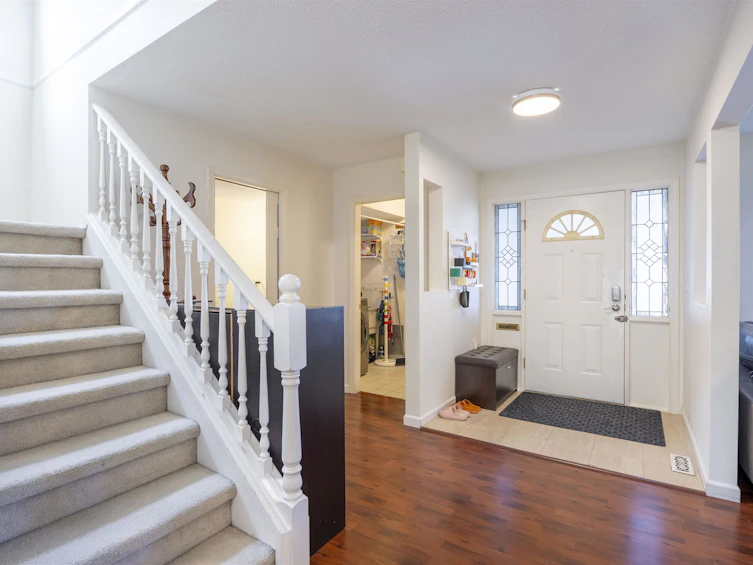 8366 Dayton Court, Richmond, BC, V6Y 3H6 - 4