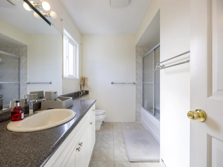 8366 Dayton Court, Richmond, BC, V6Y 3H6 - 22
