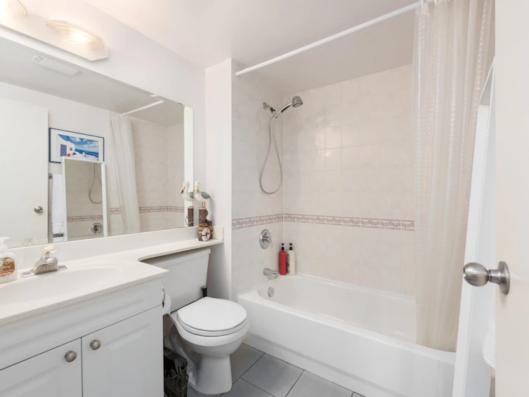 300 E 25th Street, North Vancouver, BC, V7N 1A3 - 13