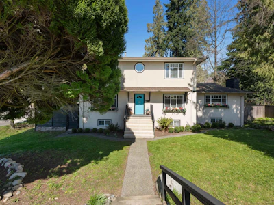 300 E 25th Street - 2