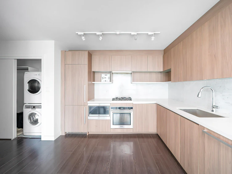 701-13696 100 Ave, Surrey, BC, V3T 0L5 - 10
