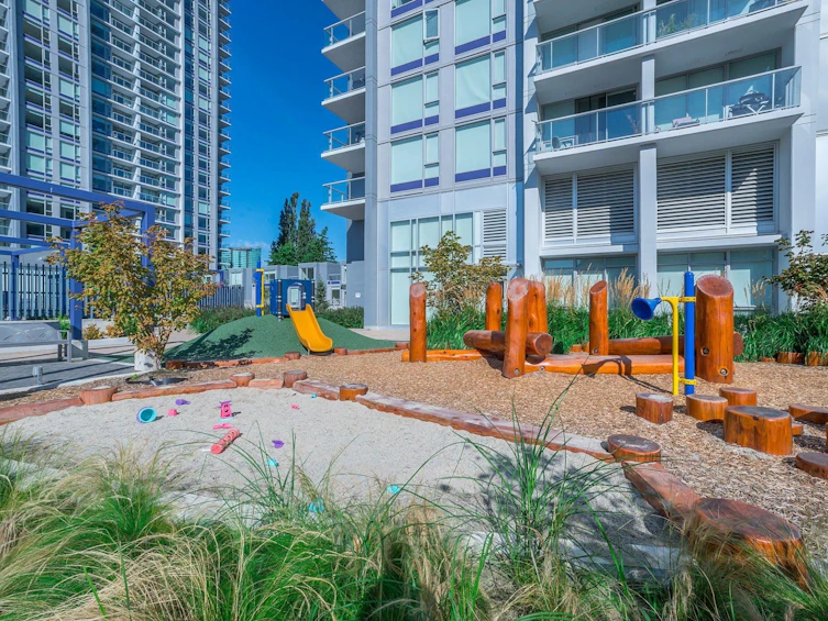 701-13696 100 Ave, Surrey, BC, V3T 0L5 - 7