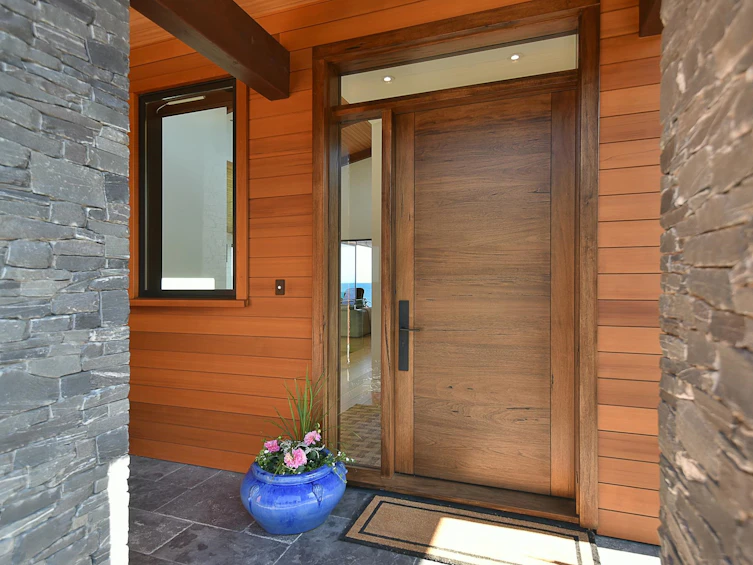6021 Silverstone Lane, Sechelt, BC, V7Z 0T8 - 3