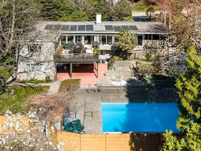 1580 Mathers Avenue, West Vancouver BC V7V 2G7