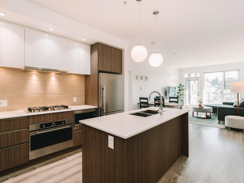 402 - 516 Foster Avenue, Coquitlam BC