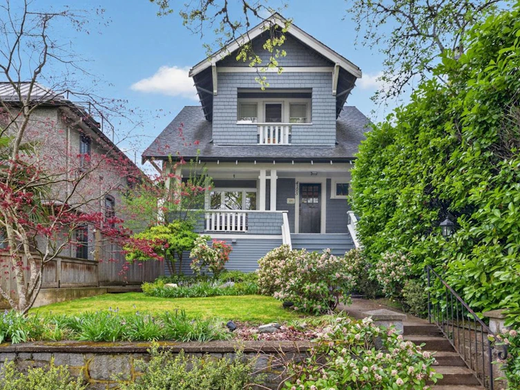 4195 W 15th Avenue, Vancouver, BC, V6R 3A4
