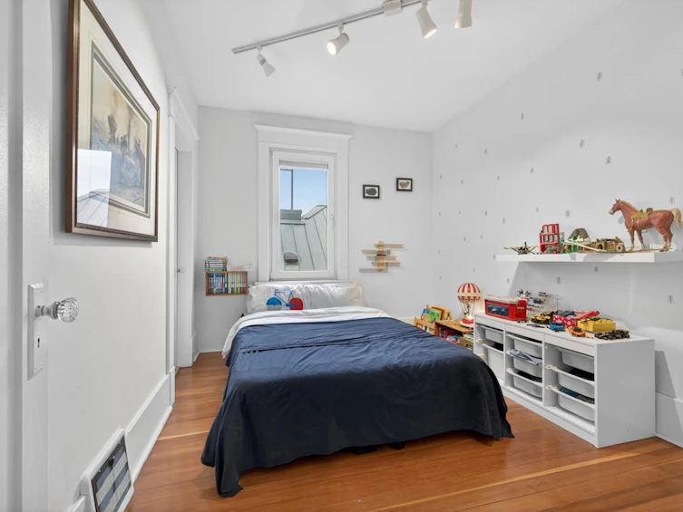 4195 W 15th Avenue, Vancouver, BC, V6R 3A4 - 22