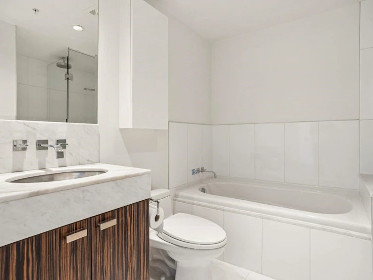 2202-788 Richards Street, Vancouver, BC, V6B 0C7 - 10