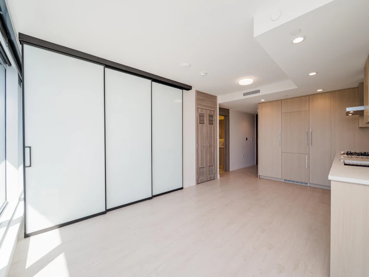 1305-1768 Cook Street, Vancouver, BC, V5Y 0N3 - 8