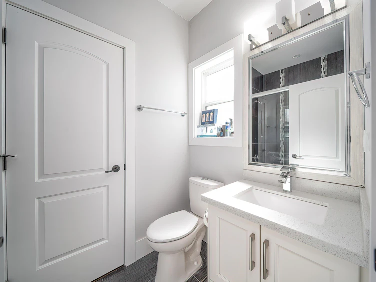 813 Dublin Street, New Westminster, BC, V3M 2Y5 - 31