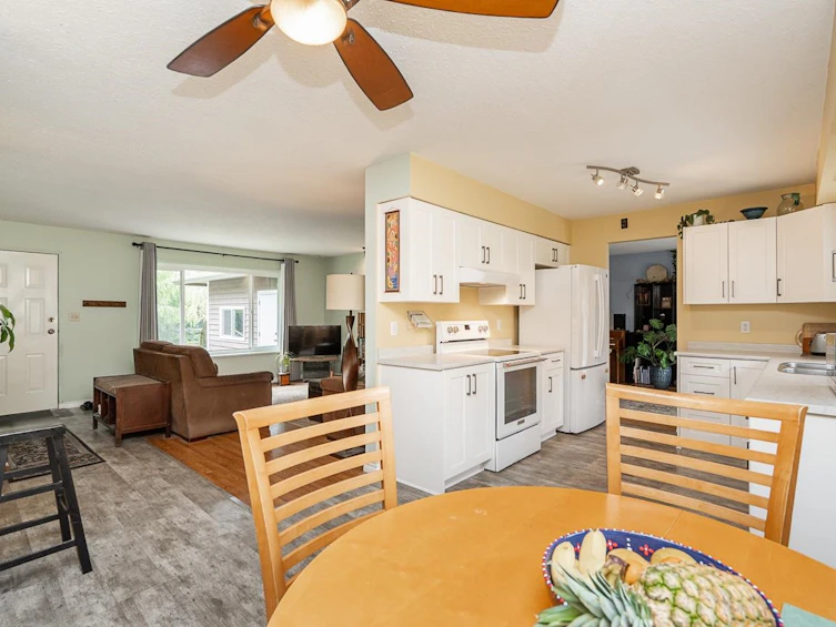 49163 Bell Acres Road, Chilliwack, BC, V4Z 1C1 - 11