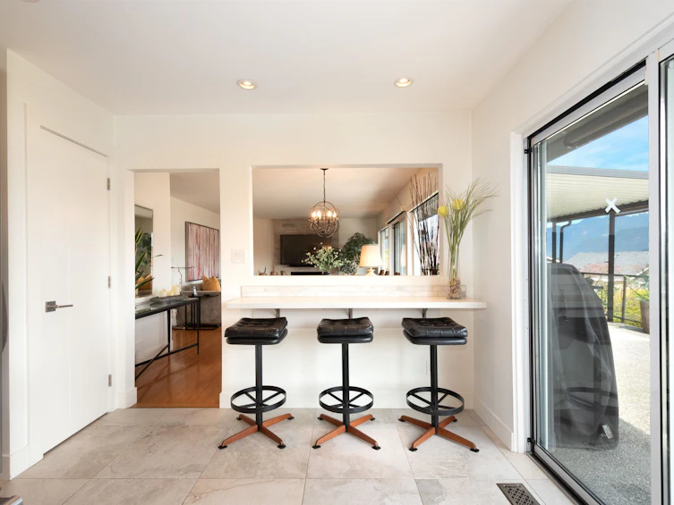 4300 Dollar Road, North Vancouver, BC, V7G 2T4 - 9