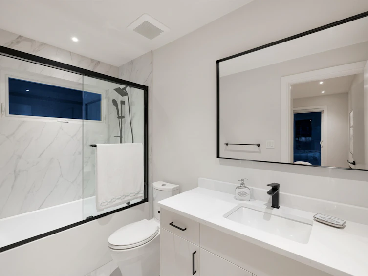 838 E 14th Street, North Vancouver, BC, V7L 2P6 - 36