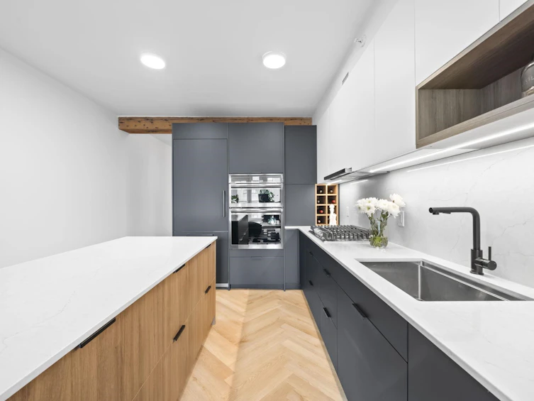 202-1275 Hamilton Street, Vancouver, BC, V6B 1E2 - 9