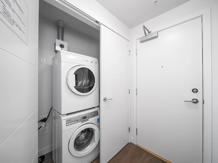 515-5599 Cooney Road, Richmond, BC, V6X 0N8 - 12