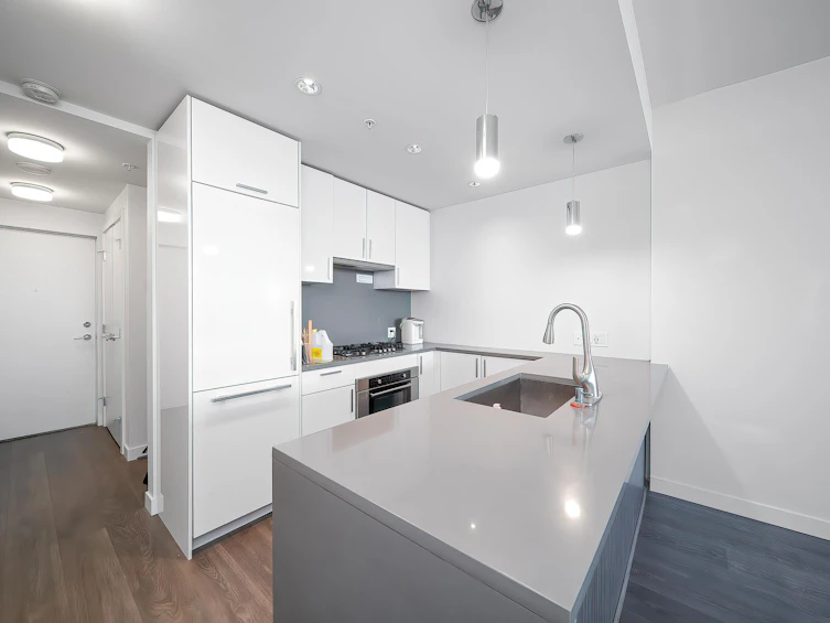 515-5599 Cooney Road, Richmond, BC, V6X 0N8 - 4