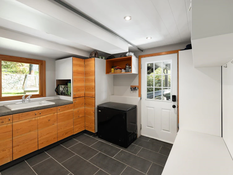 1374 E 15th Street, North Vancouver, BC, V7J 1K8 - 38