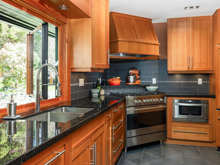 1374 E 15th Street, North Vancouver, BC, V7J 1K8 - 23