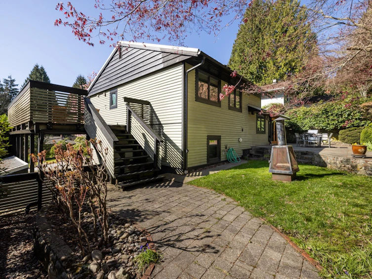 1374 E 15th Street, North Vancouver, BC, V7J 1K8 - 18