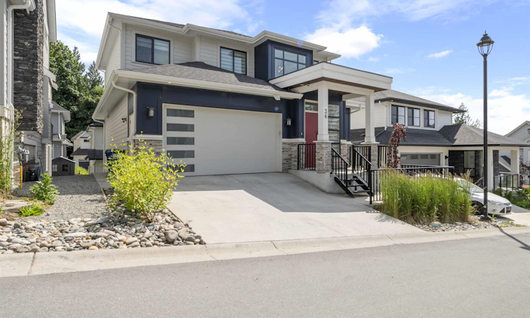 36-4127 Old Clayburn Road