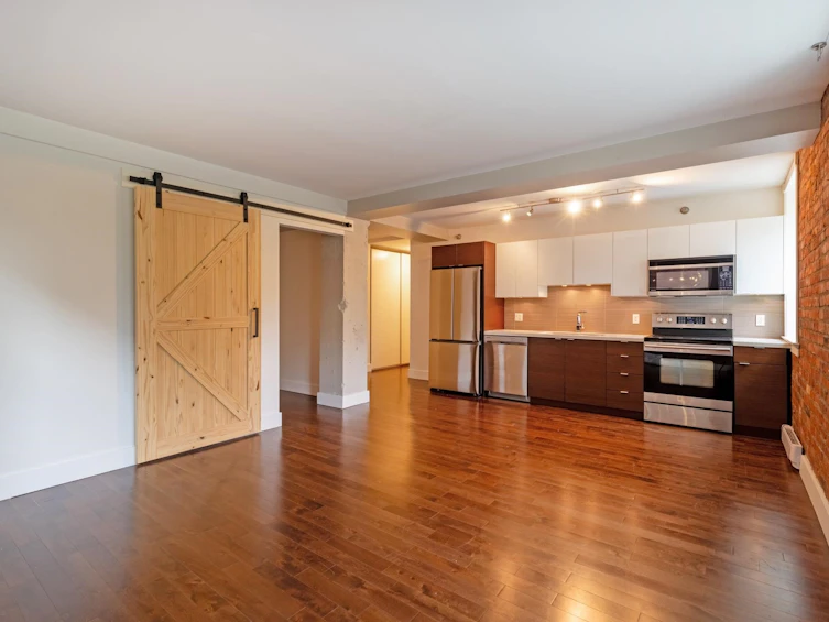 205-233 Abbott Street, Vancouver, BC, V6B 2K7 - 11