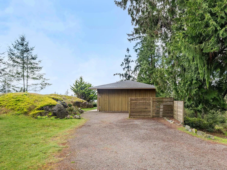 879 Seymour Bay Drive, Bowen Island, BC, V0N 1G1 - 19