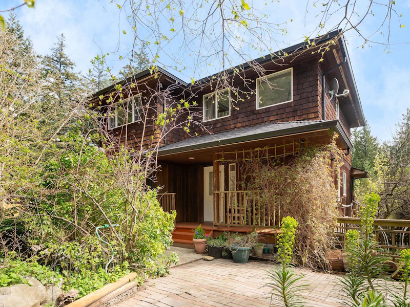 1347 Eagle Cliff Road, Bowen Island BC V0N 1G1