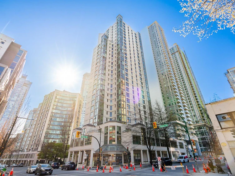 402-1323 Homer Street, Vancouver, BC, V6B 5T1
