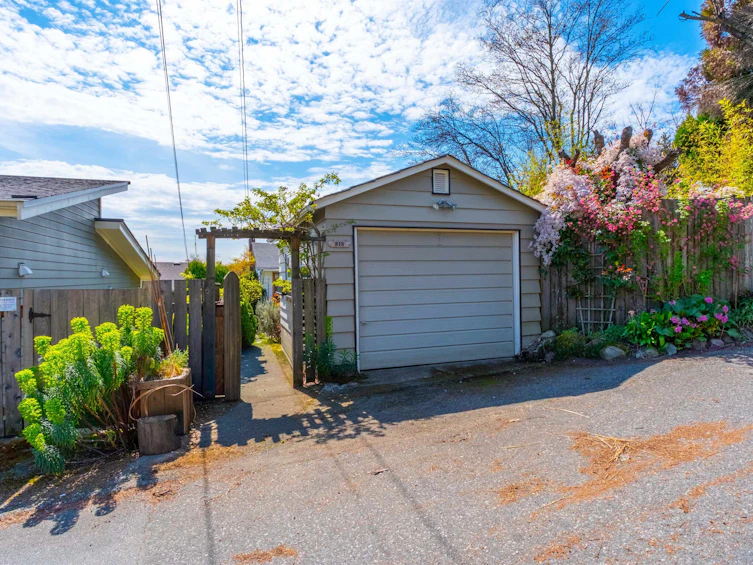 818 E 6th Street, North Vancouver, BC, V7L 1R7 - 32