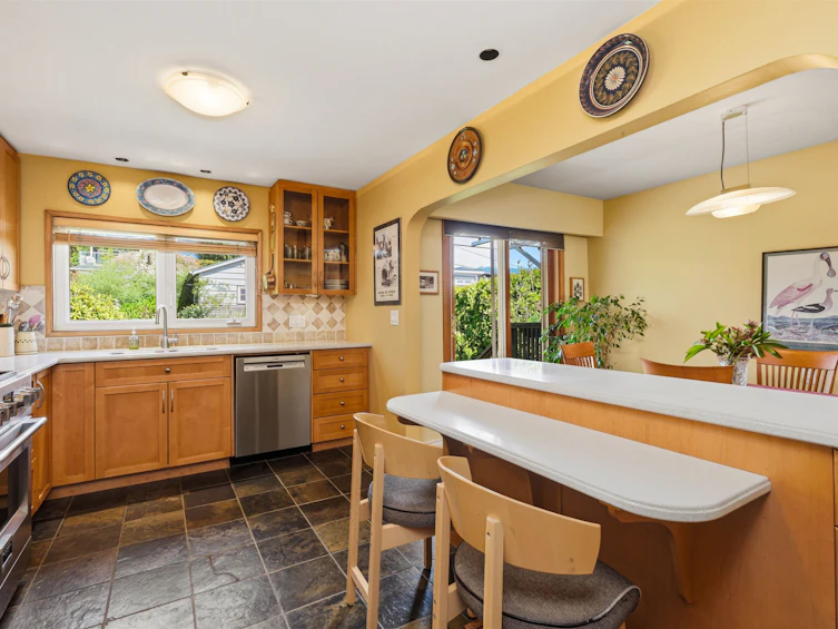 818 E 6th Street, North Vancouver, BC, V7L 1R7 - 13