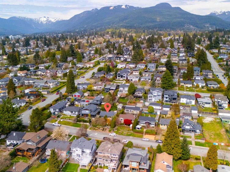 818 E 6th Street, North Vancouver, BC, V7L 1R7 - 34