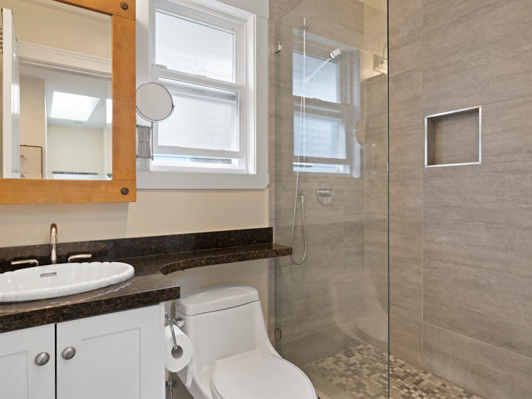 1807 E 7th Avenue, Vancouver, BC, V5N 1S1 - 13