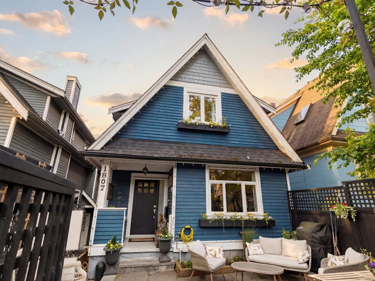 1807 E 7th Avenue, Vancouver, BC, V5N 1S1 - 2