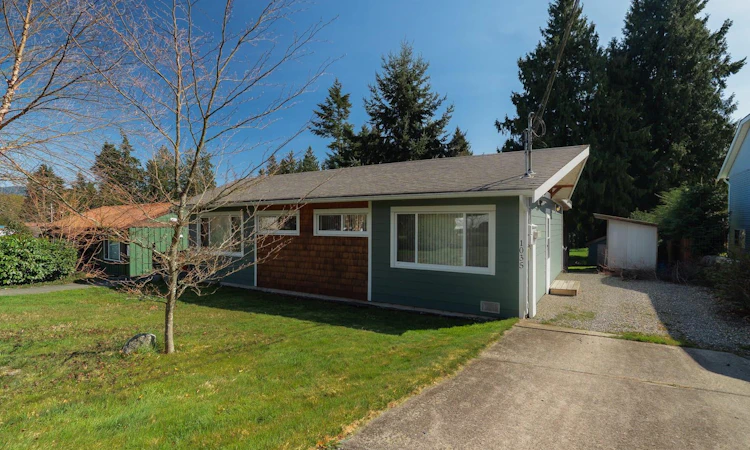 1035 Rosamund Road