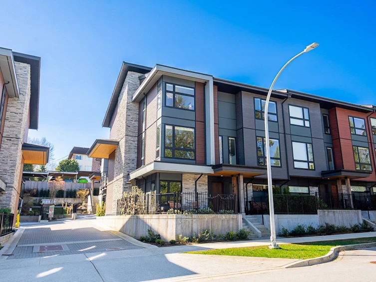 7-50 Seaview Drive, Port Moody, BC, V3H 0N2