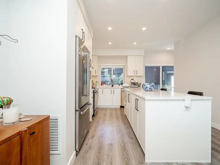 7-50 Seaview Drive, Port Moody, BC, V3H 0N2 - 9