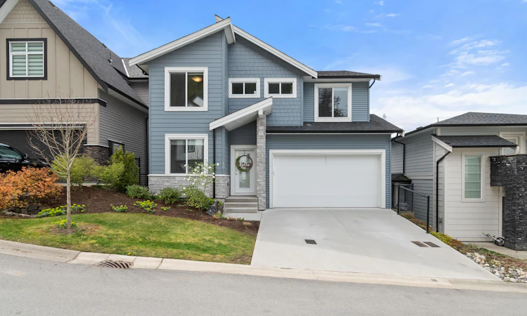 19-6262 Rexford Drive