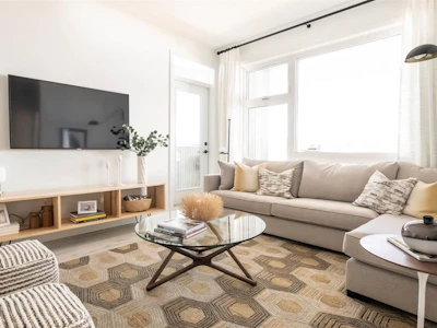 414-32828 Landeau Place - 5