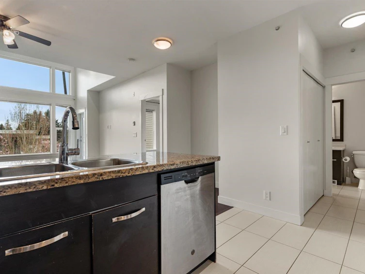 412-33539 Holland Avenue, Abbotsford, BC, V2S 0C6 - 8