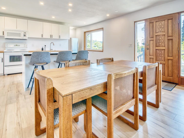 5639 O'brian Road, Halfmoon Bay, BC, V7Z 1E9 - 10