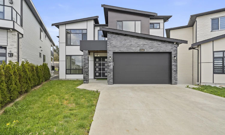 2540 Terminal Court