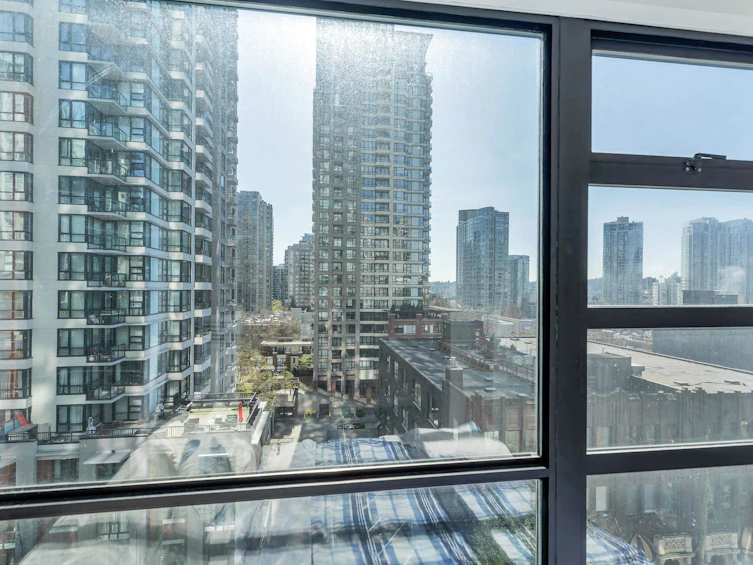 805-939 Homer Street, Vancouver, BC, V6B 2W6 - 11