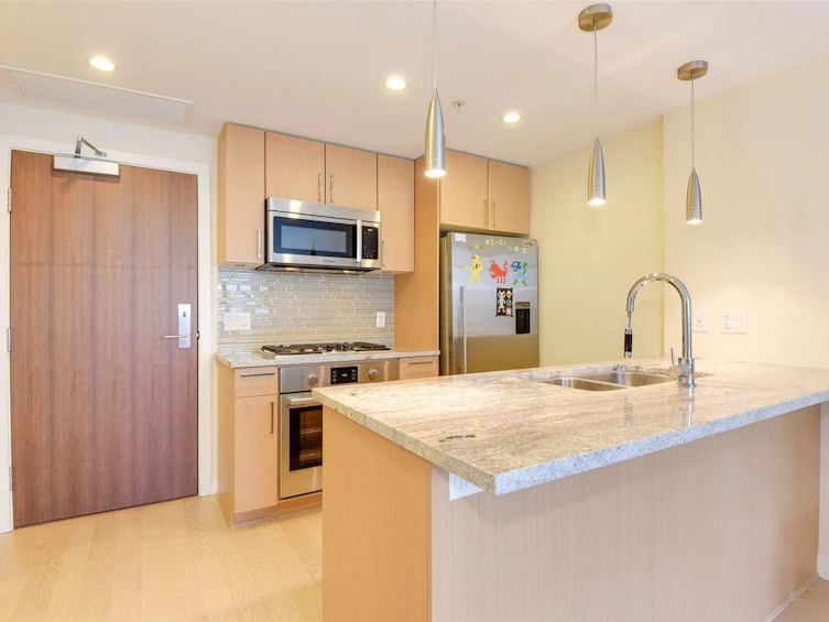 319-38 W 1st Avenue, Vancouver, BC, V5Y 0K3