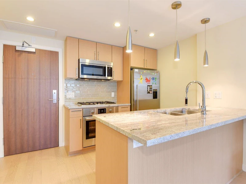 319 - 38 W 1st Avenue, Vancouver BC V5T 1A1